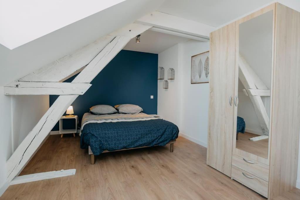 Coeur De Ville #H2- Central & Cosy - Logement Partage - Chambre Privee Cholet Esterno foto